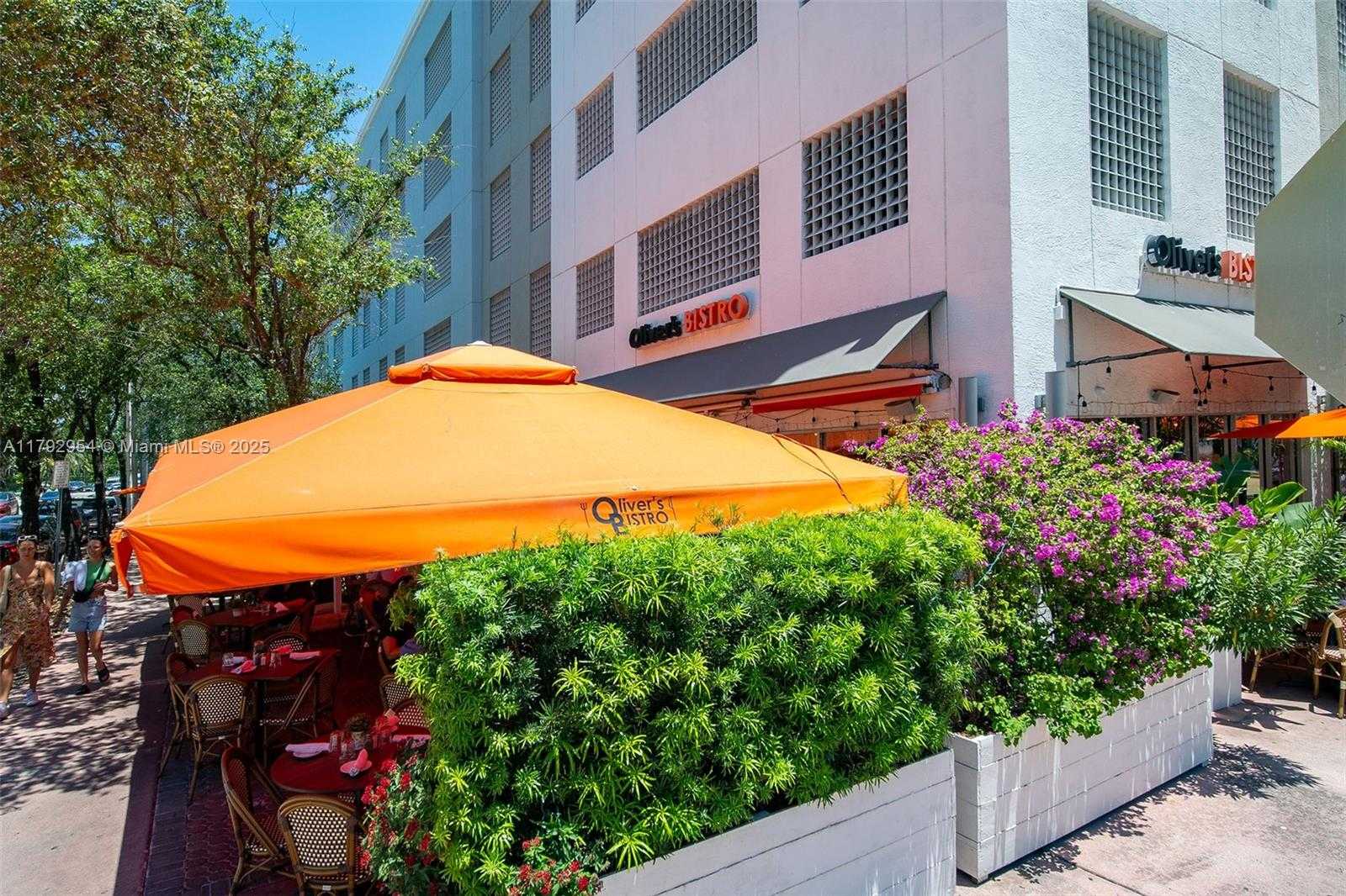 Small Image of 910 West Ave, Miami Beach, FL 33139, USA Number 53