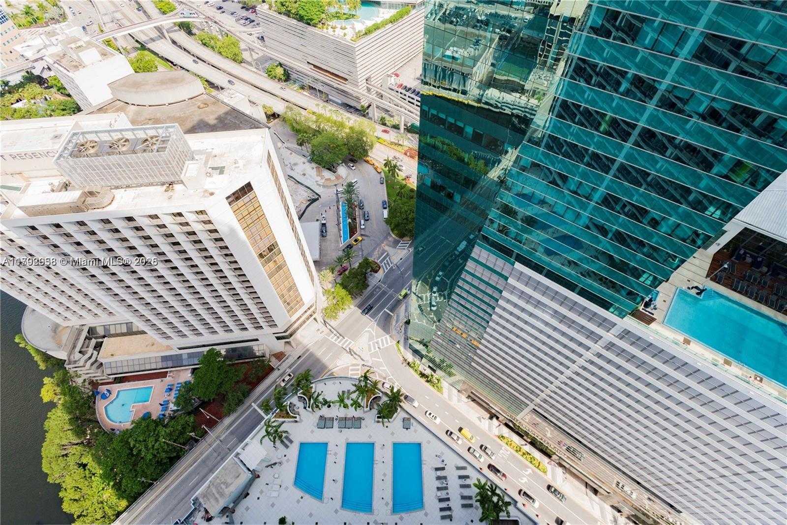 Small Image of 200 BISCAYNE BOULEVARD WAY #4109, Miami Number 26