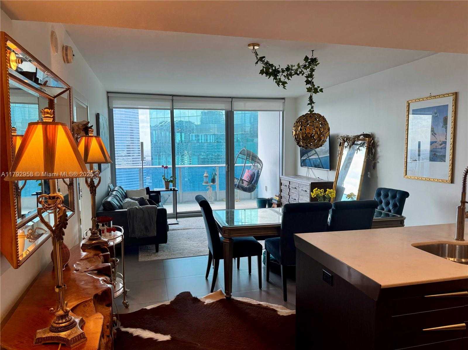 Small Image of 200 BISCAYNE BOULEVARD WAY #4109, Miami Number 8