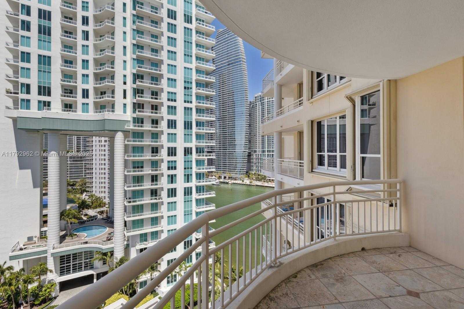 Small Image of 888 BRICKELL KEY DR #1600, Miami Number 18
