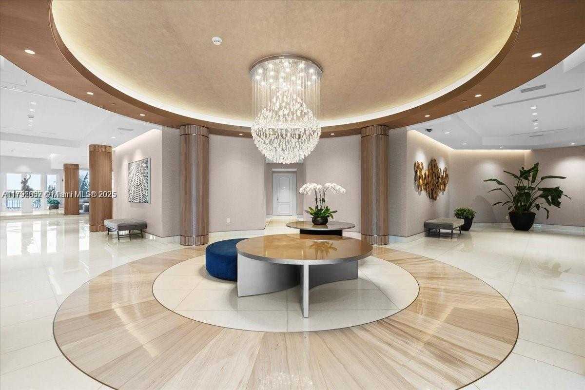 Small Image of 888 BRICKELL KEY DR #1600, Miami Number 21