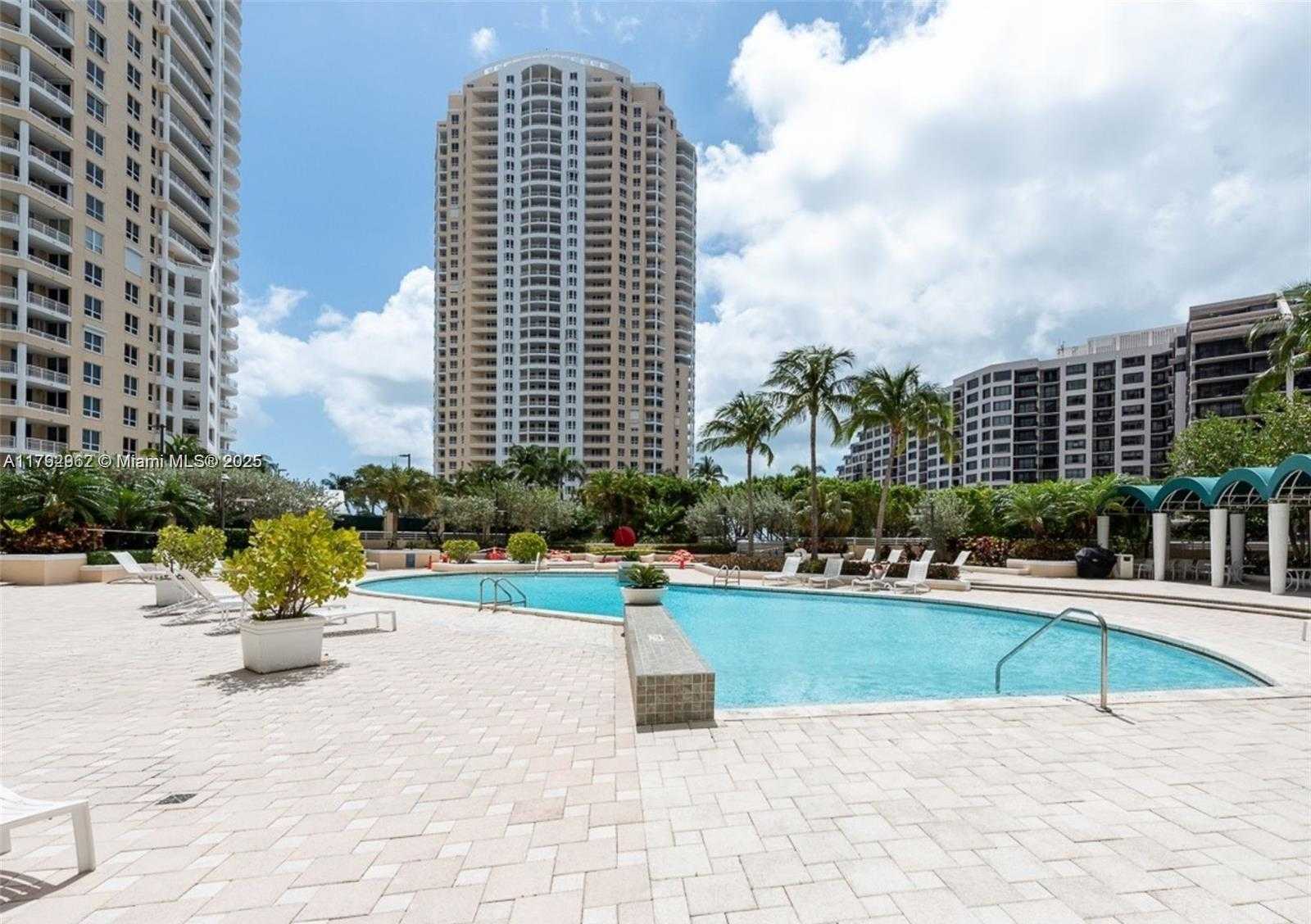 Small Image of 888 BRICKELL KEY DR #1600, Miami Number 28