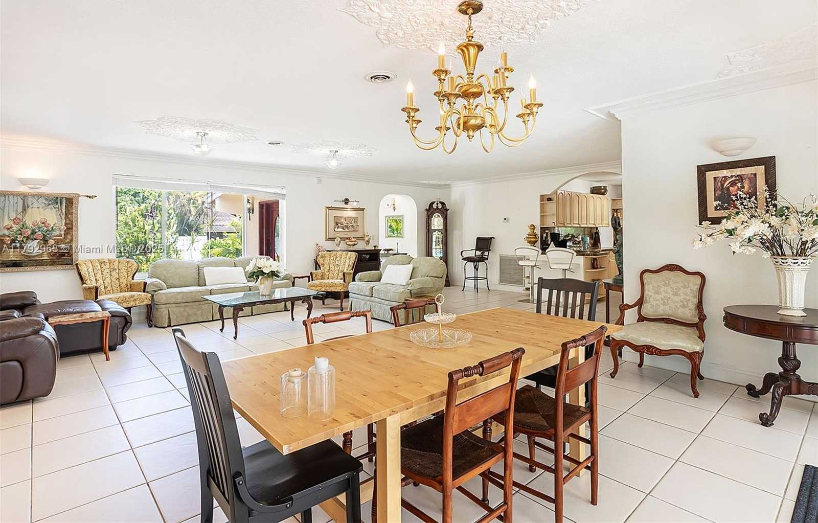 Small Image of 13590 SOUTH WEST 73RD CT, Pinecrest Number 10