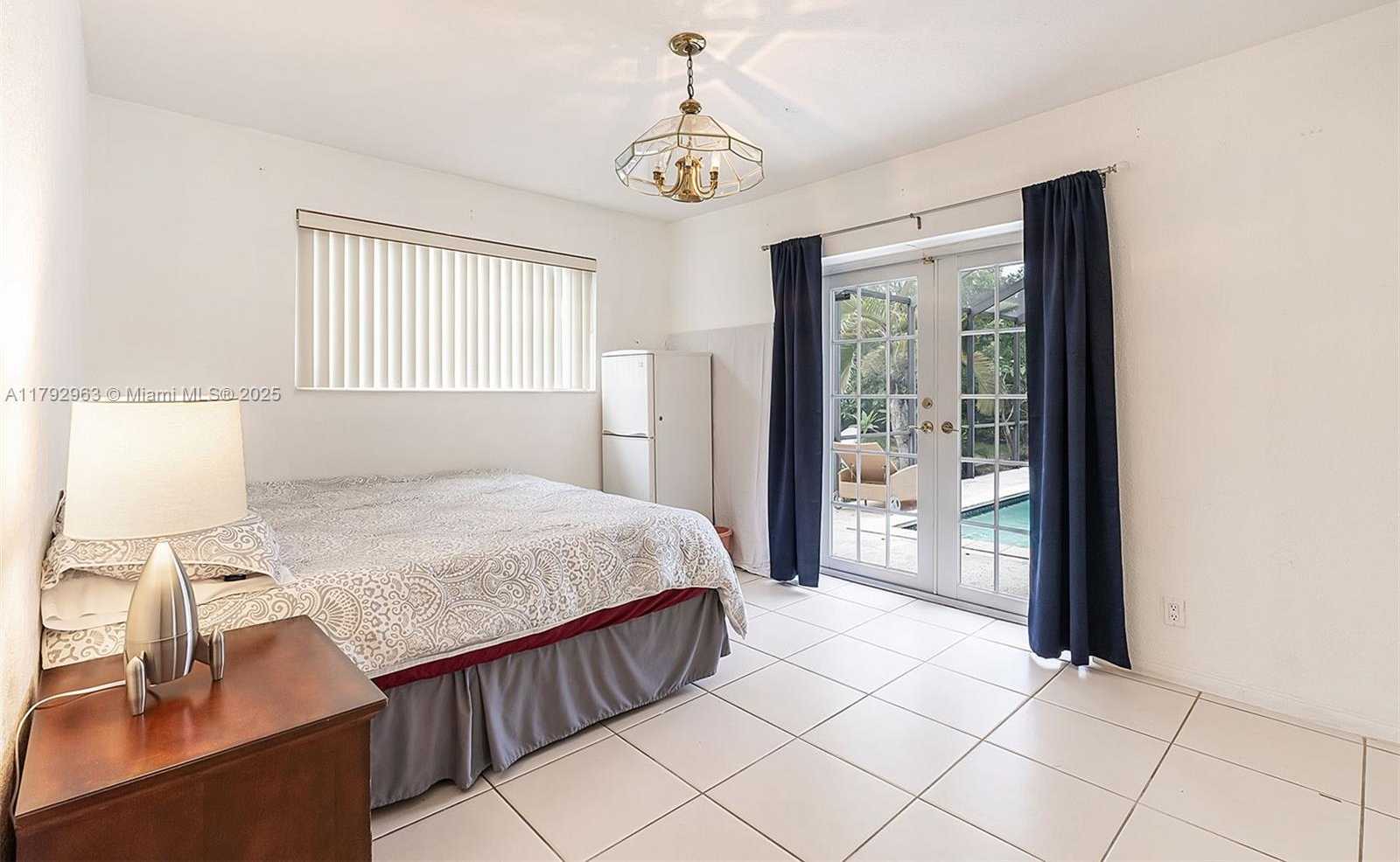 Small Image of 13590 SOUTH WEST 73RD CT, Pinecrest Number 14