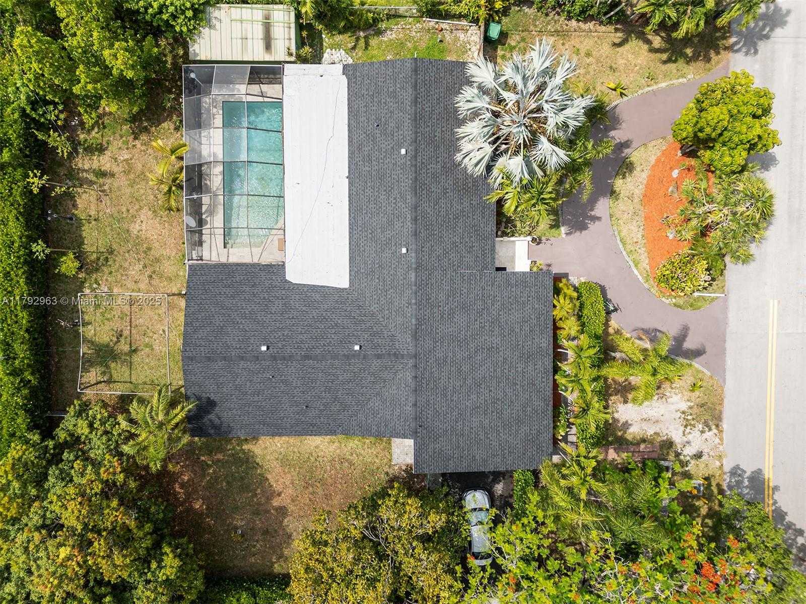 Small Image of 13590 SOUTH WEST 73RD CT, Pinecrest Number 23
