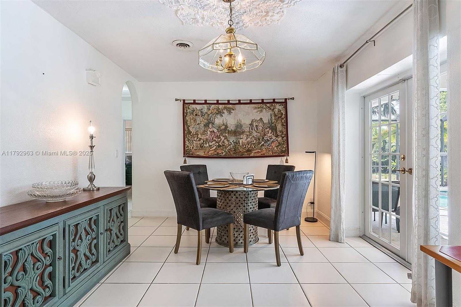Small Image of 13590 SOUTH WEST 73RD CT, Pinecrest Number 9