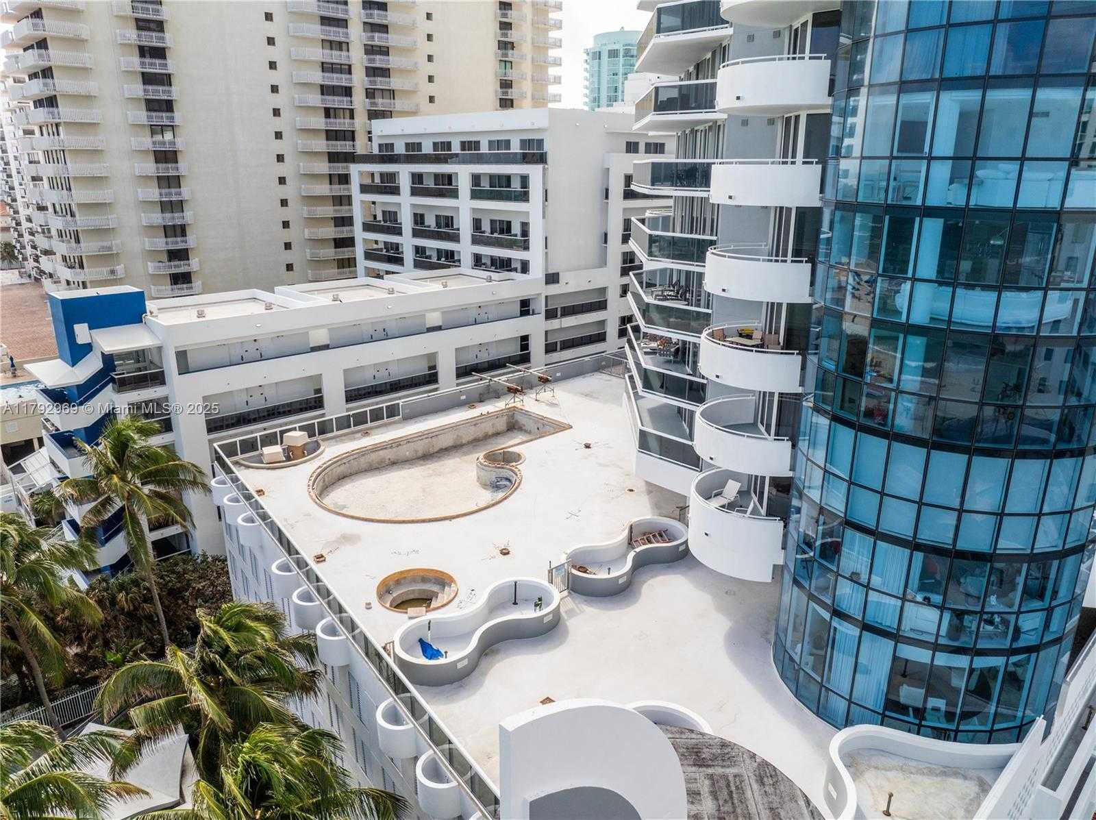 Small Image of 6301 COLLINS AVE #1708, Miami Beach Number 13