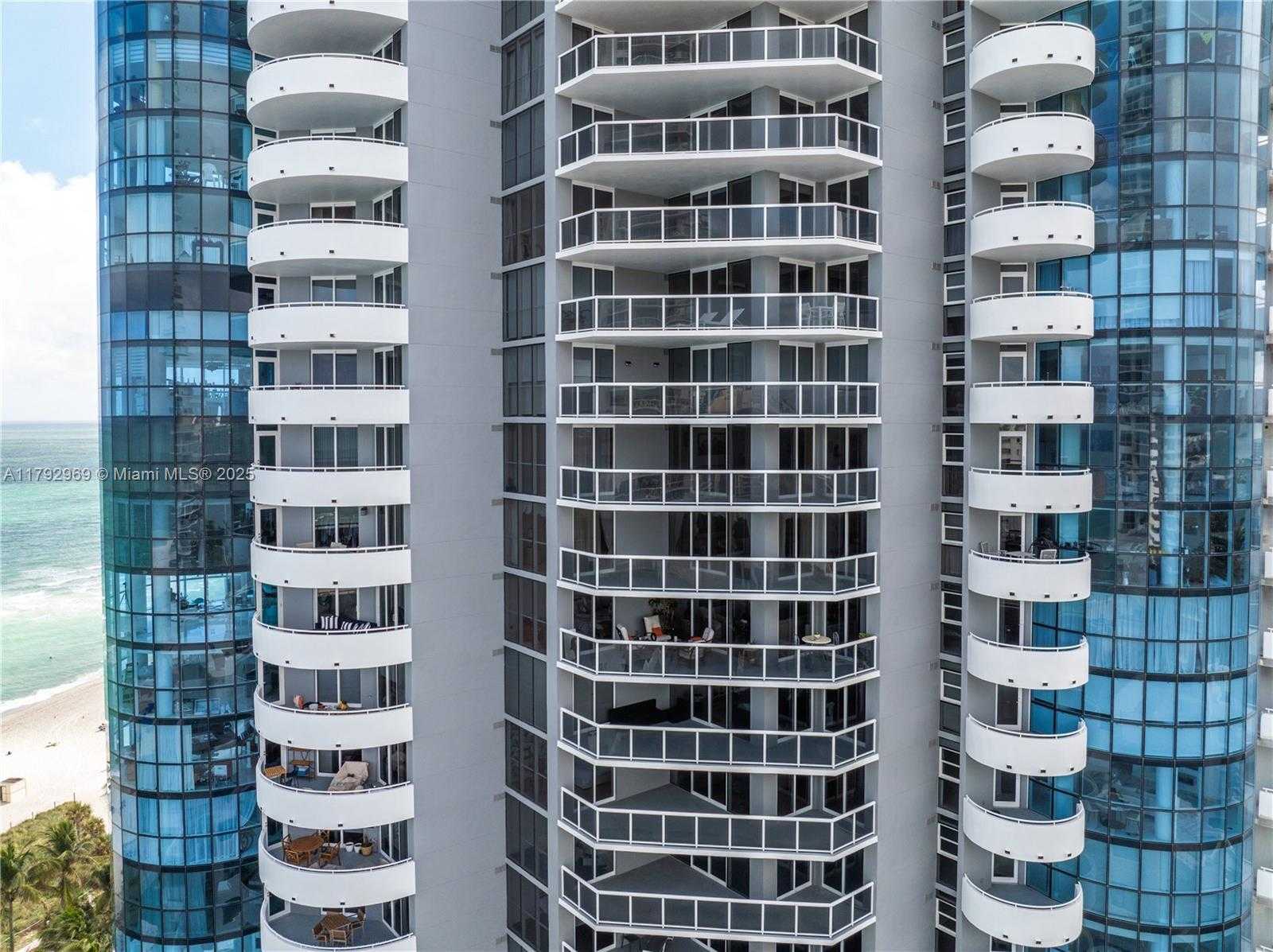 Small Image of 6301 COLLINS AVE #1708, Miami Beach Number 27