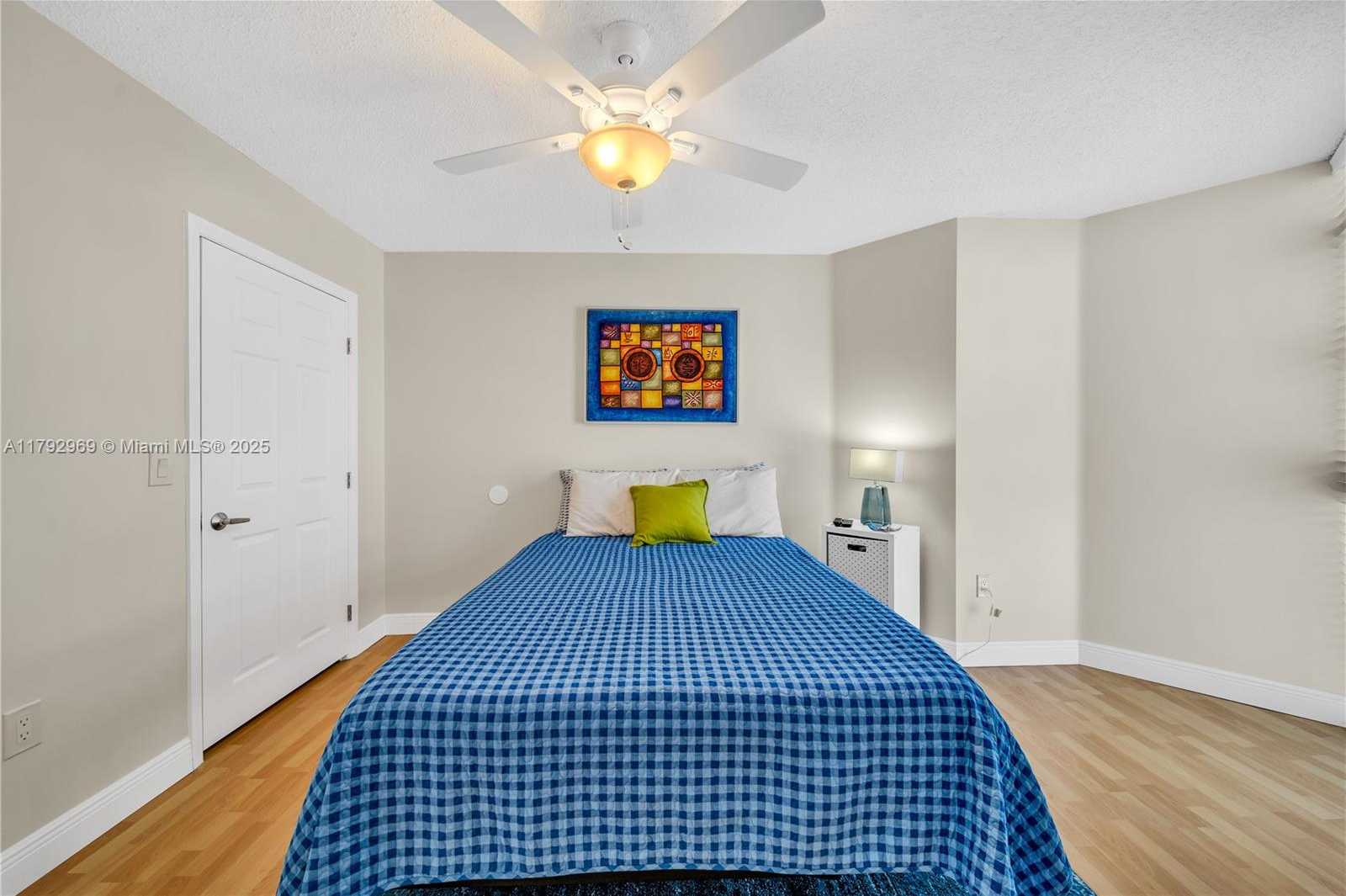 Small Image of 6301 COLLINS AVE #1708, Miami Beach Number 31