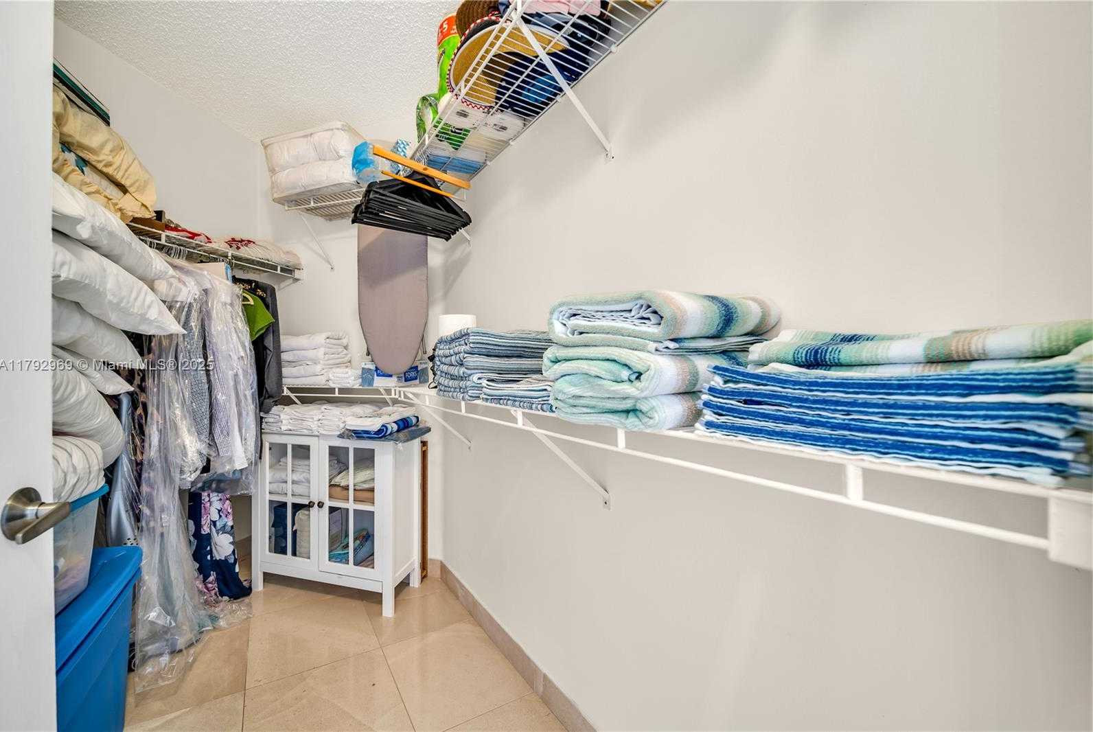 Small Image of 6301 COLLINS AVE #1708, Miami Beach Number 32