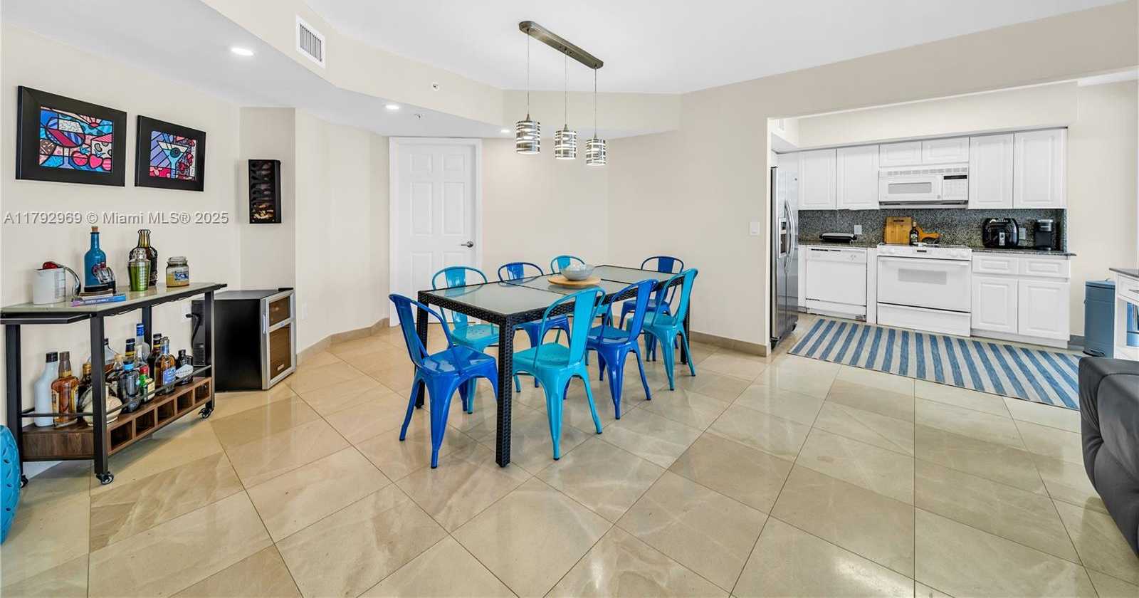 Small Image of 6301 COLLINS AVE #1708, Miami Beach Number 35