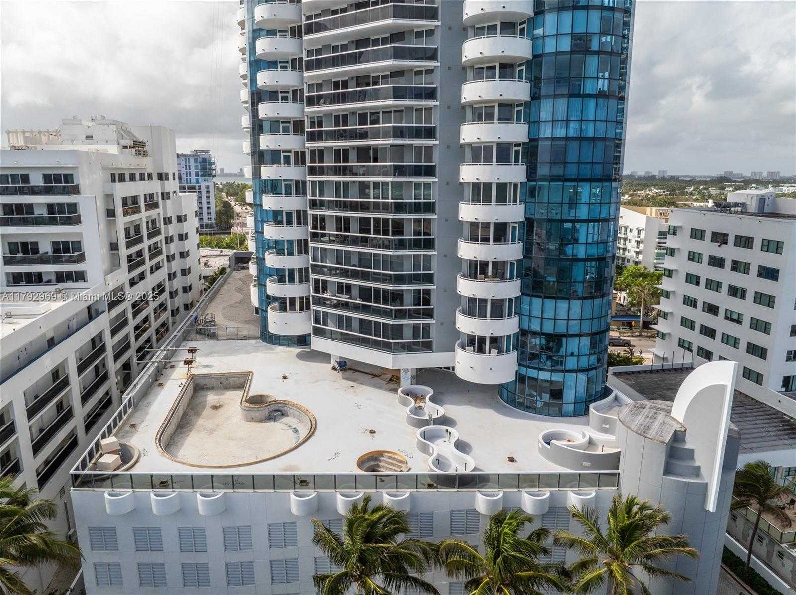 Small Image of 6301 COLLINS AVE #1708, Miami Beach Number 38