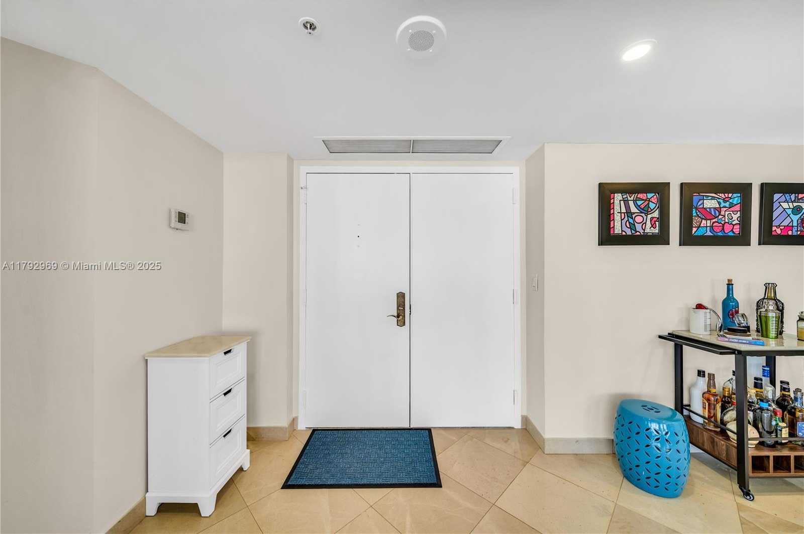 Small Image of 6301 COLLINS AVE #1708, Miami Beach Number 5