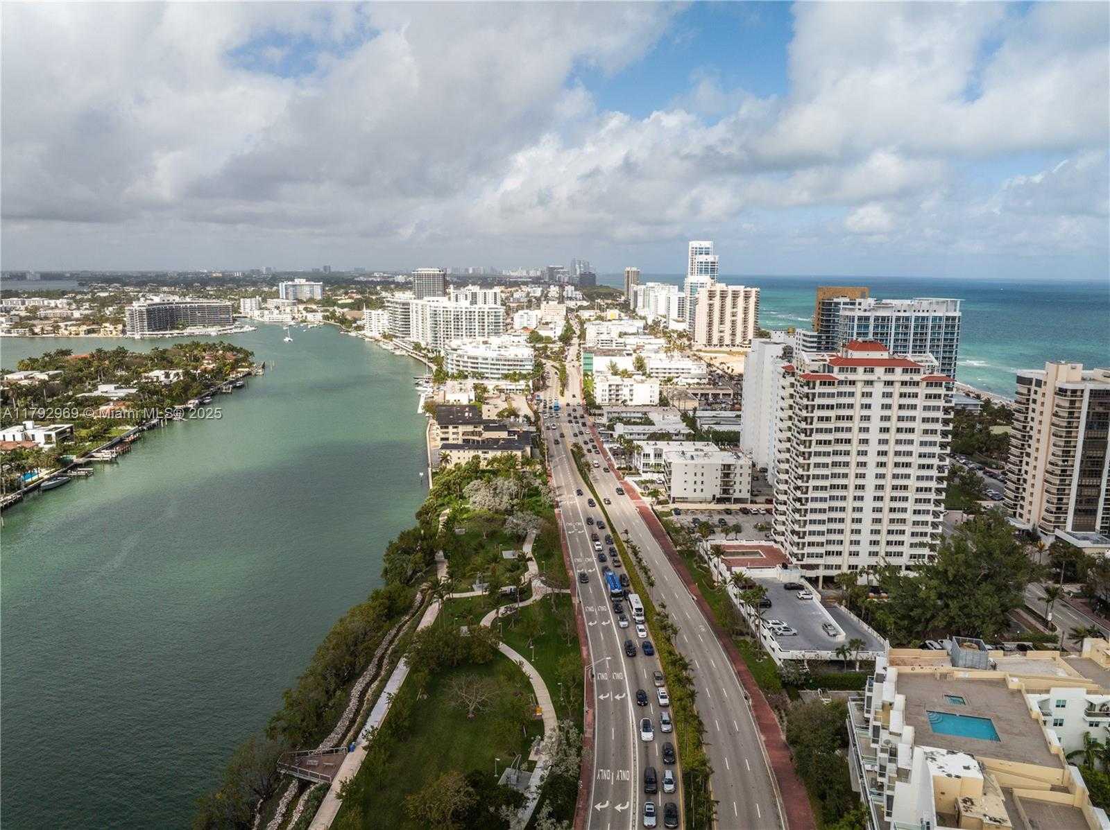 Small Image of 6301 COLLINS AVE #1708, Miami Beach Number 9