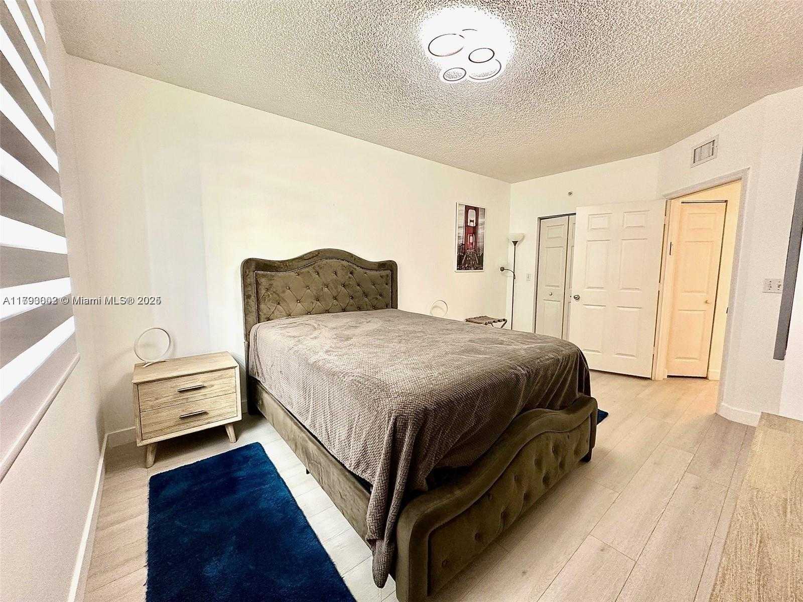 Small Image of 17100 NORTH BAY RD #1209, Sunny Isles Beach Number 14