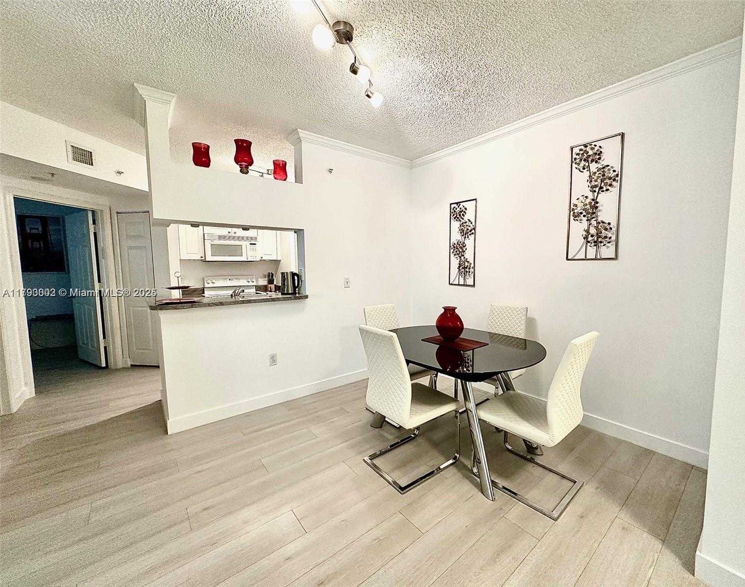 Small Image of 17100 NORTH BAY RD #1209, Sunny Isles Beach Number 5