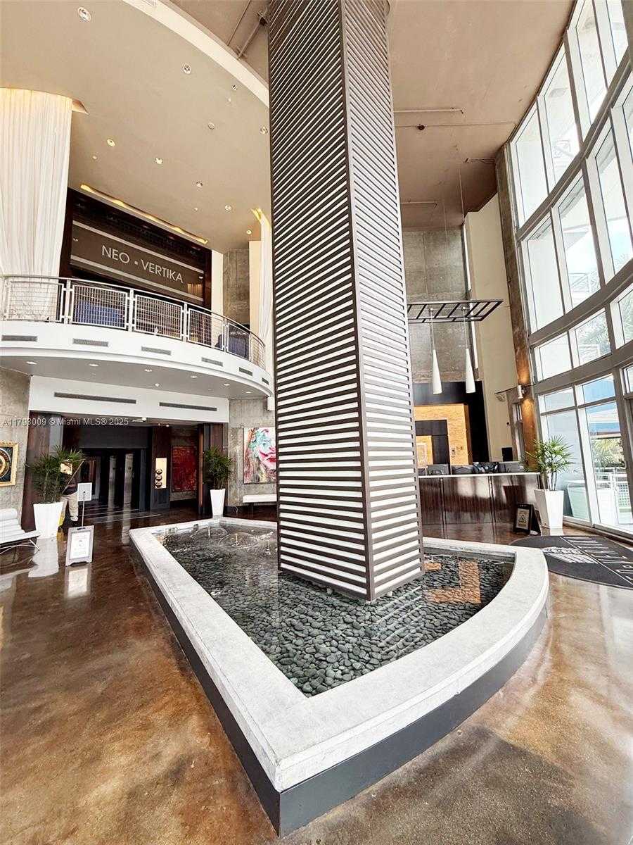 Small Image of 690 SOUTH WEST 1ST CT #2027, Miami Number 20