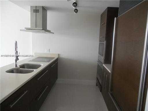 Small Image of 495 BRICKELL AVE #5411, Miami Number 4