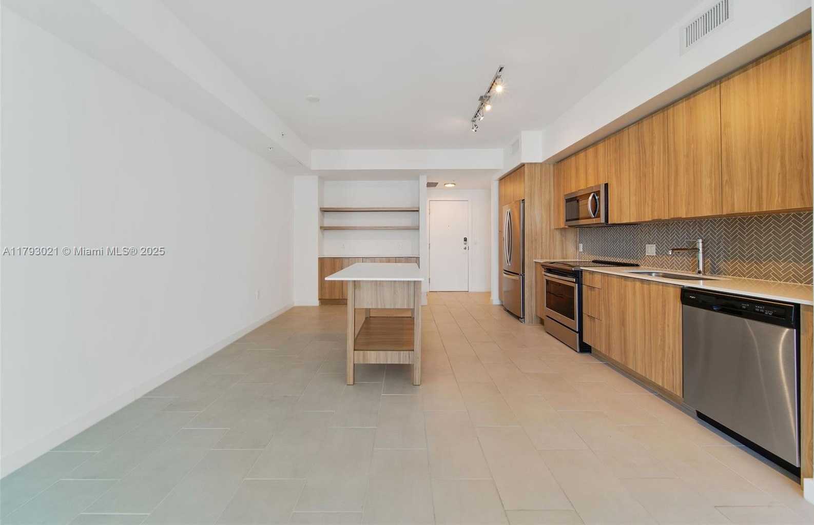 Small Image of 2150 NORTH BAYSHORE DR #0607, Miami Number 12