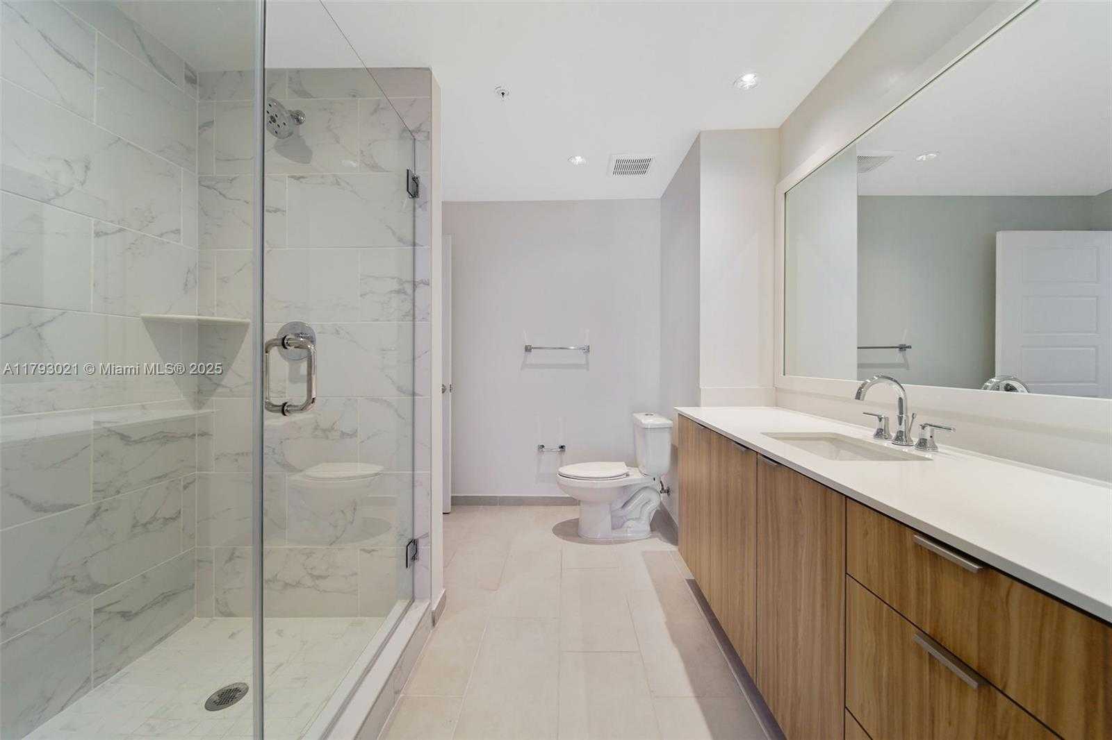Small Image of 2150 NORTH BAYSHORE DR #0607, Miami Number 19