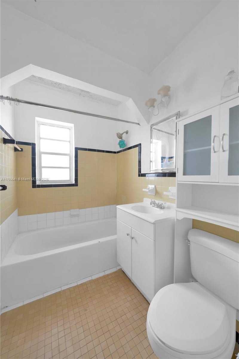 Small Image of 3401 SOUTH WEST 10TH ST #2B, Miami Number 12