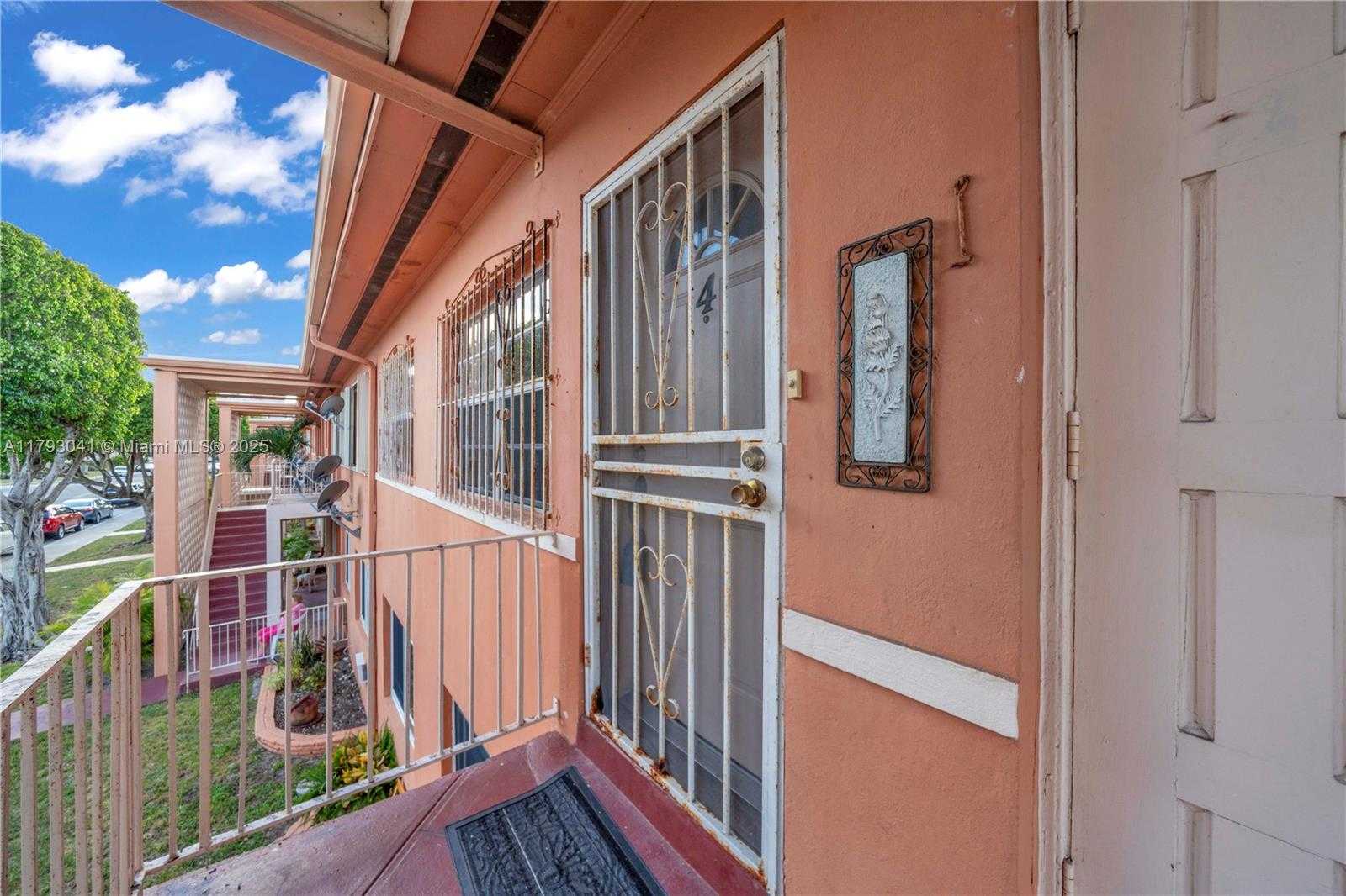 Small Image of 3401 SOUTH WEST 10TH ST #2B, Miami Number 13
