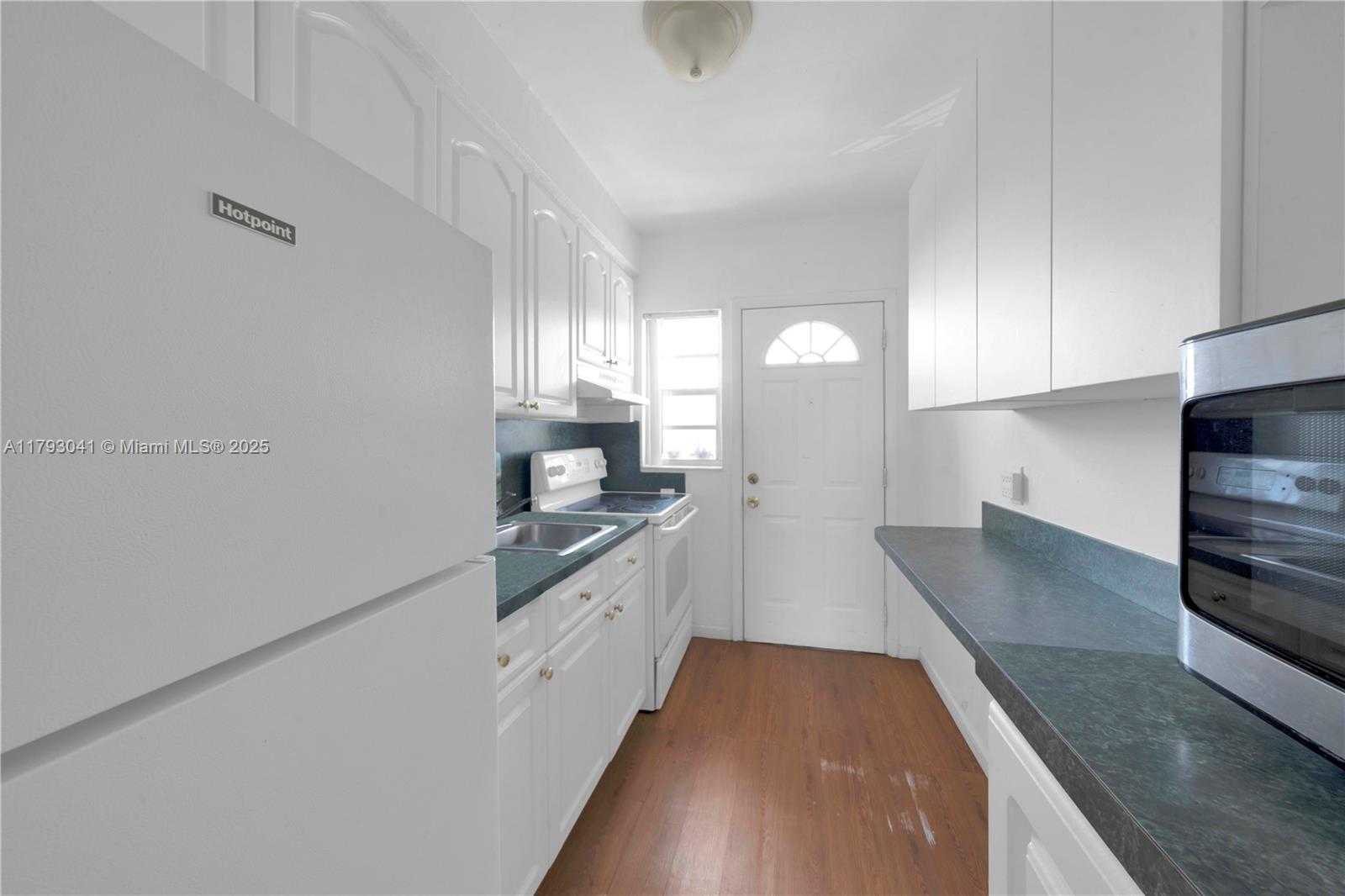 Small Image of 3401 SOUTH WEST 10TH ST #2B, Miami Number 6