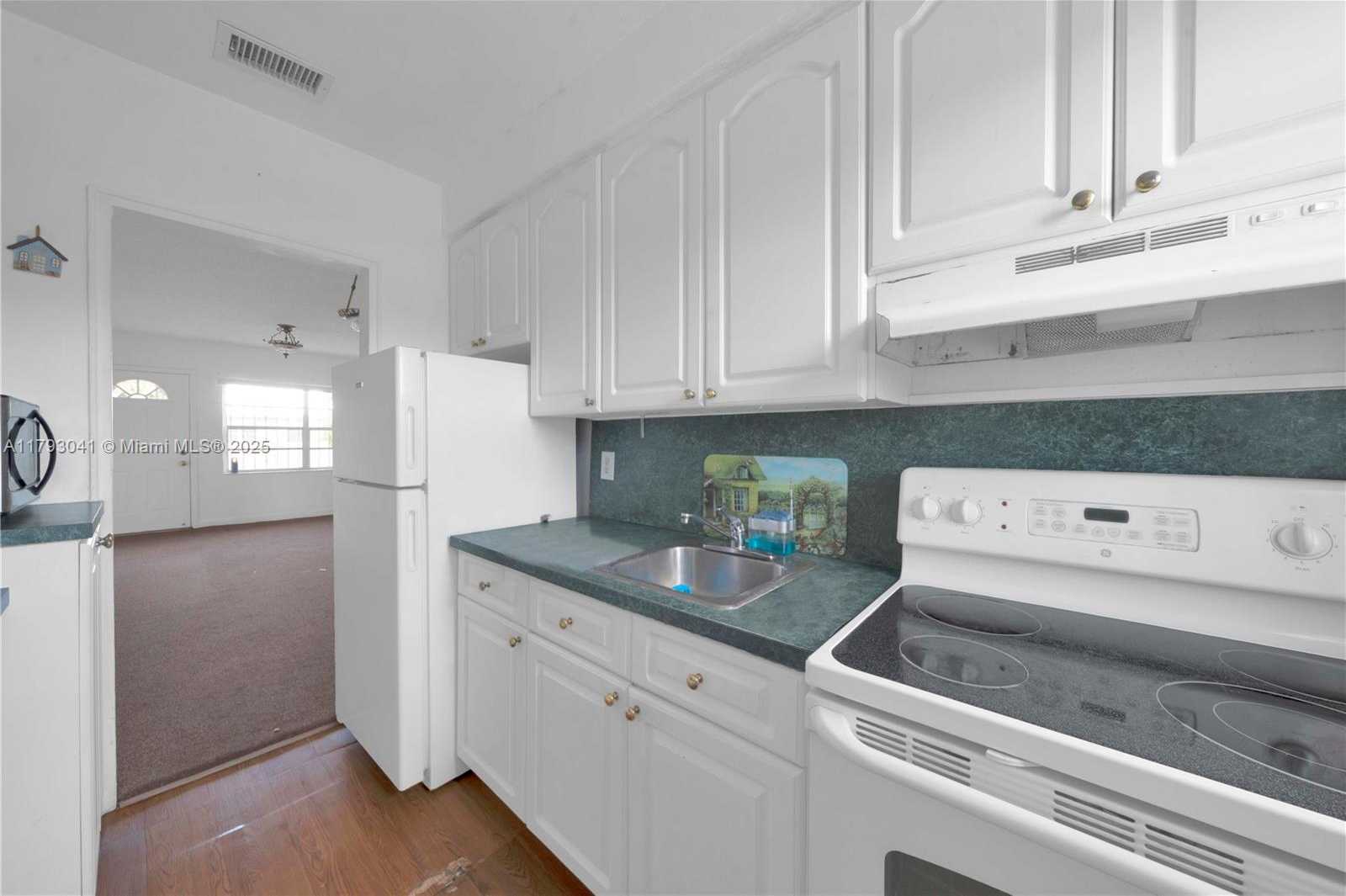 Small Image of 3401 SOUTH WEST 10TH ST #2B, Miami Number 7