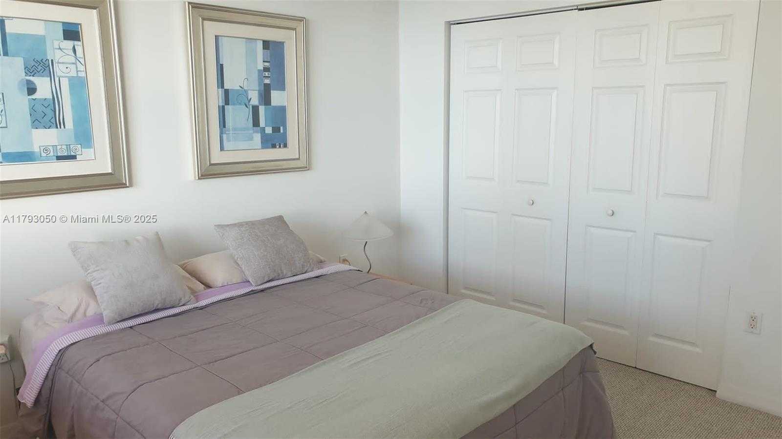 Small Image of 1155 BRICKELL BAY DR #3007, Miami Number 18