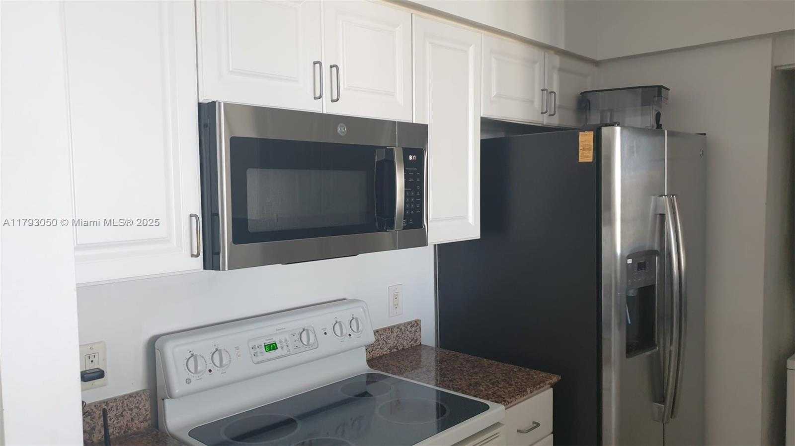 Small Image of 1155 BRICKELL BAY DR #3007, Miami Number 22