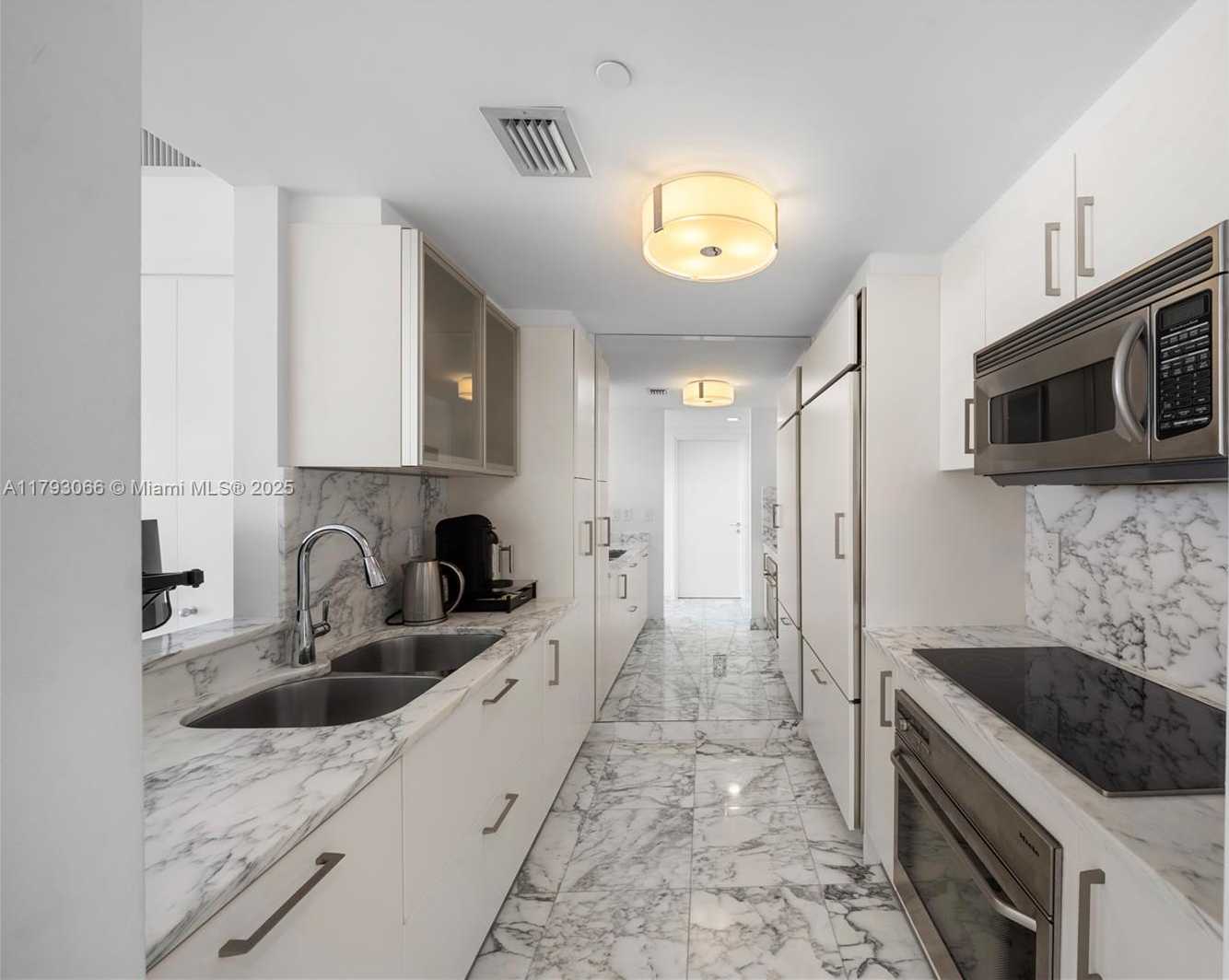 Small Image of 450 ALTON RD #2708, Miami Beach Number 11