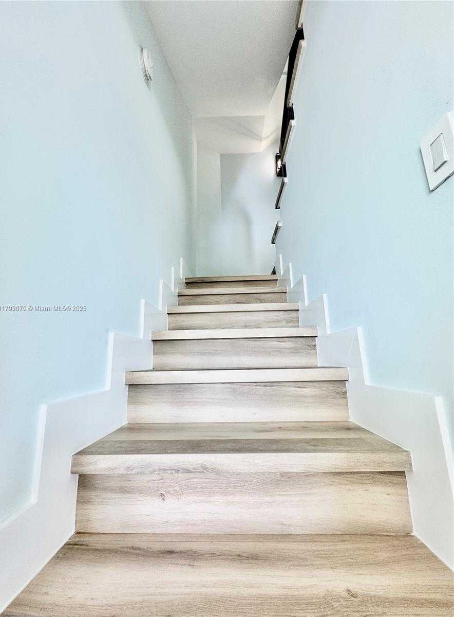 Small Image of 2415 NORTH WEST 16 ST RD #101, Miami Number 17