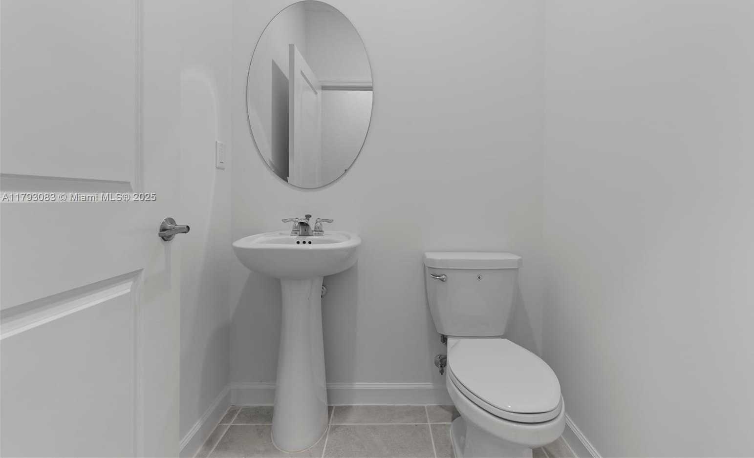 Small Image of 2912 SE 23RD AVE #2919, Homestead Number 11