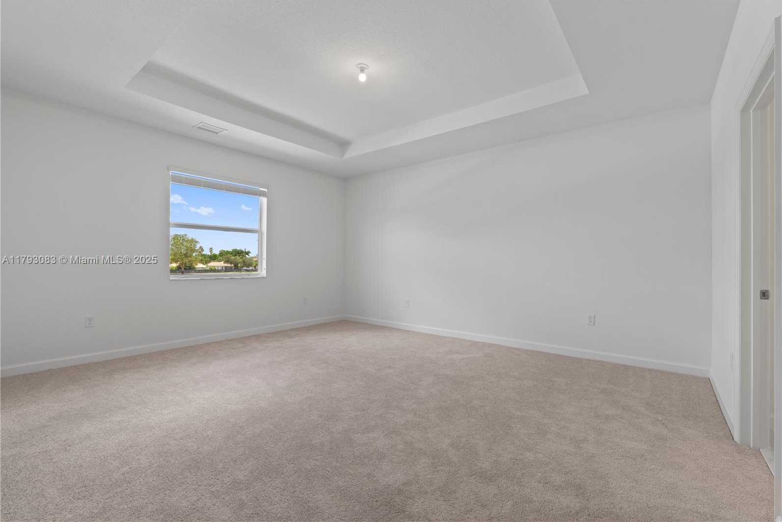 Small Image of 2912 SE 23RD AVE #2919, Homestead Number 15