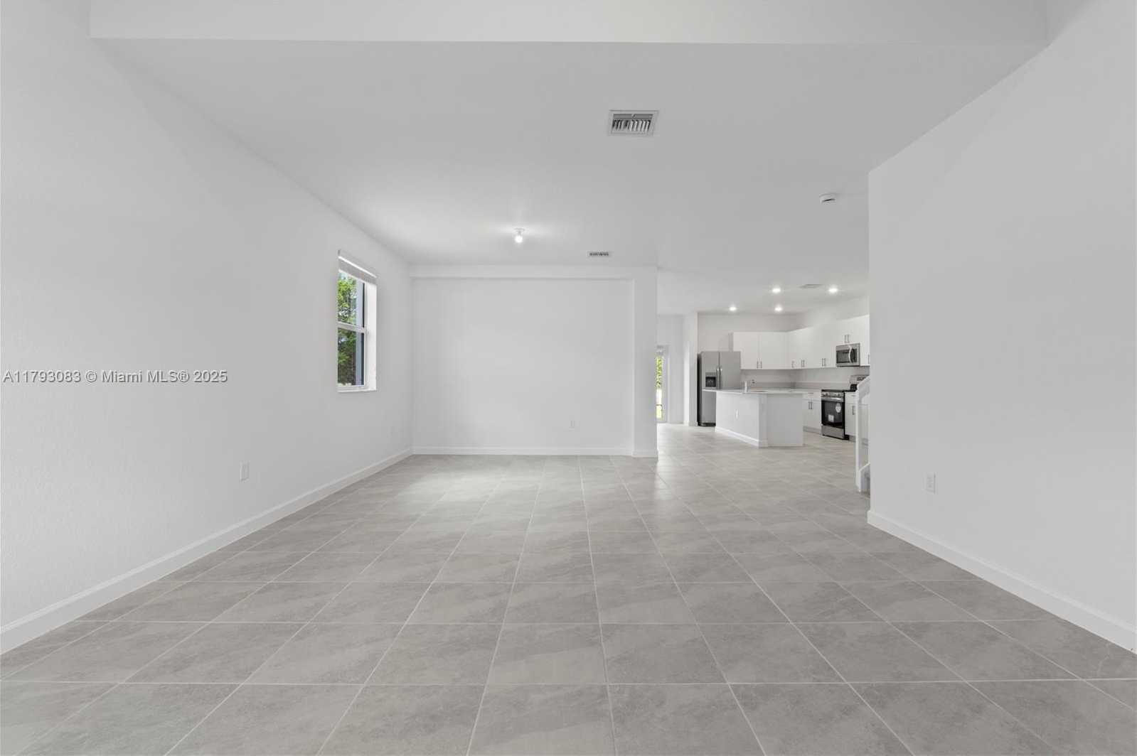 Small Image of 2912 SE 23RD AVE #2919, Homestead Number 2