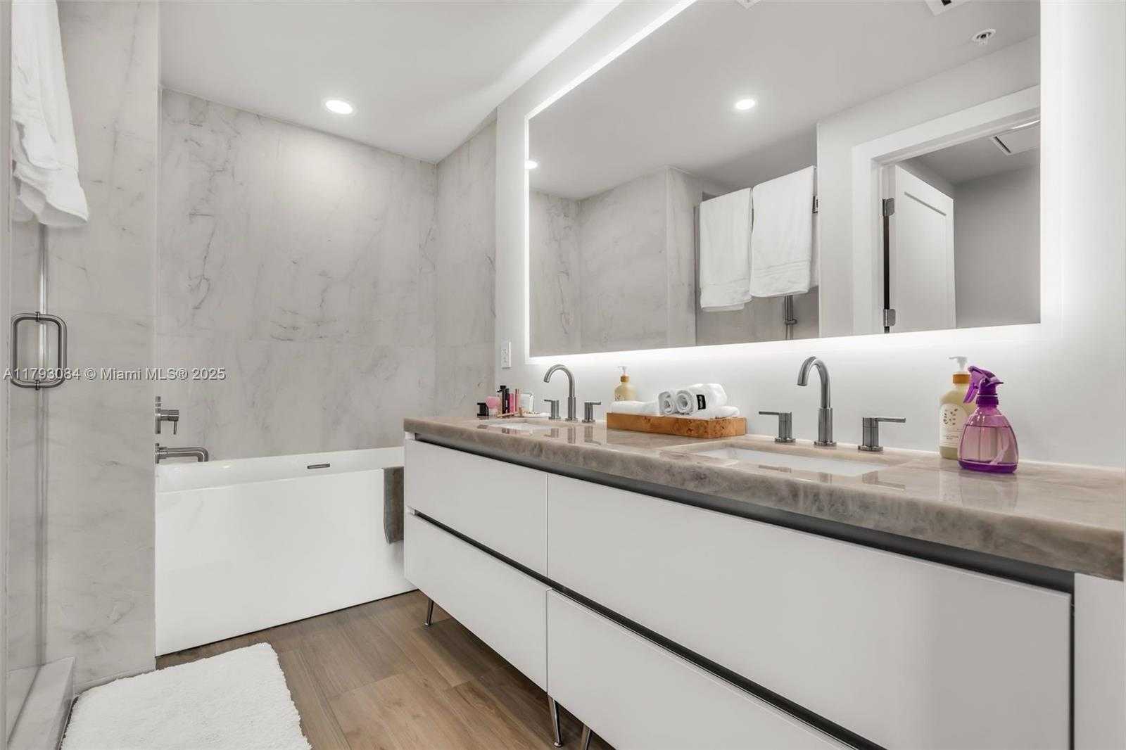 Small Image of 92 SOUTH WEST 3RD ST #5204, Miami Number 14