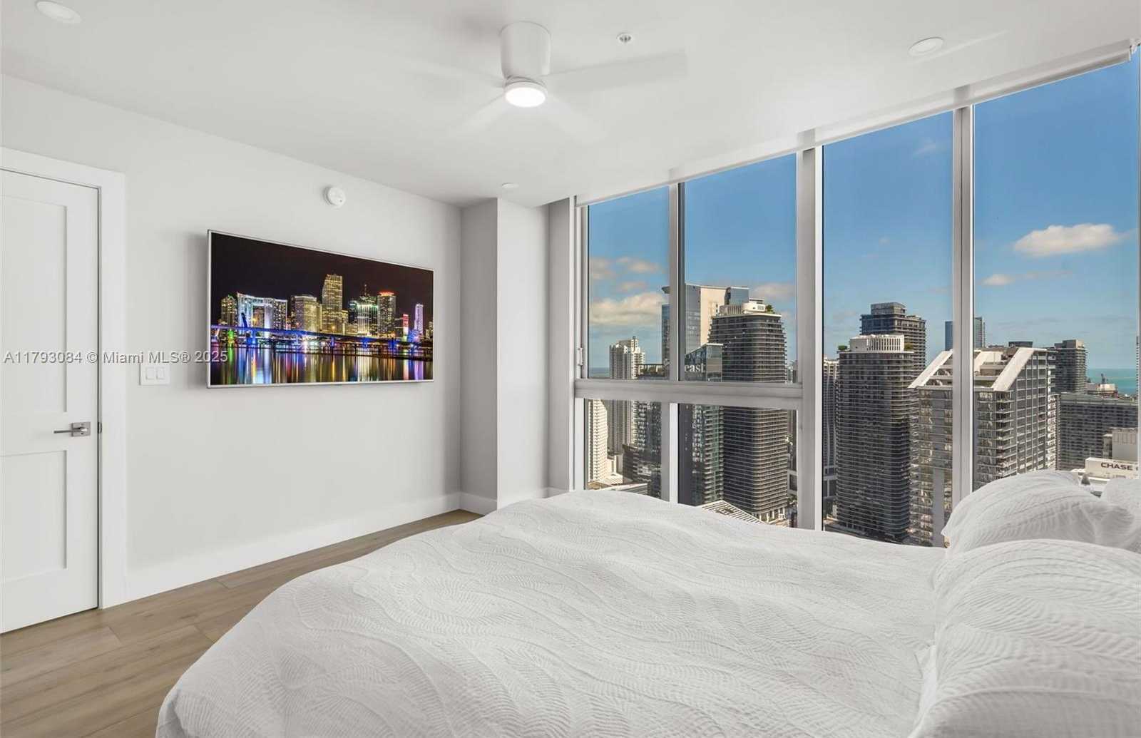 Small Image of 92 SOUTH WEST 3RD ST #5204, Miami Number 15