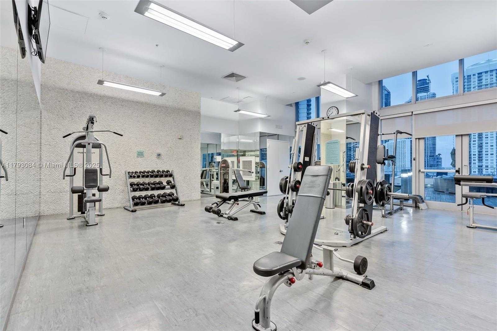 Small Image of 92 SOUTH WEST 3RD ST #5204, Miami Number 28