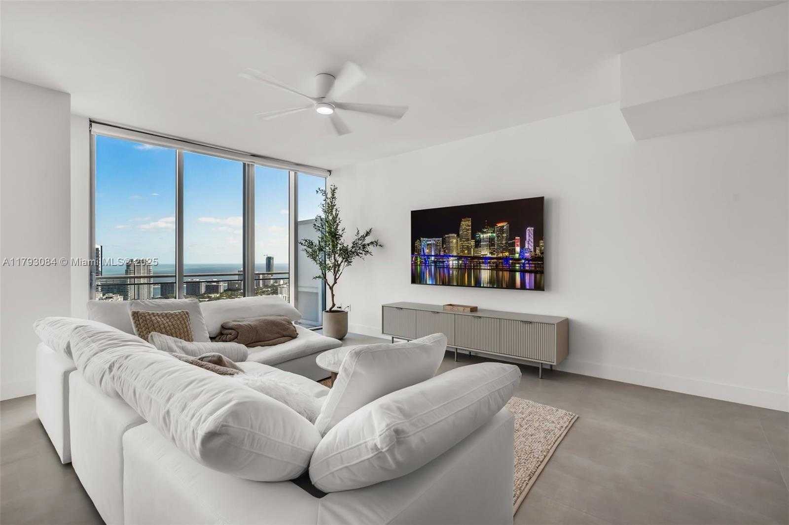 Small Image of 92 SOUTH WEST 3RD ST #5204, Miami Number 6