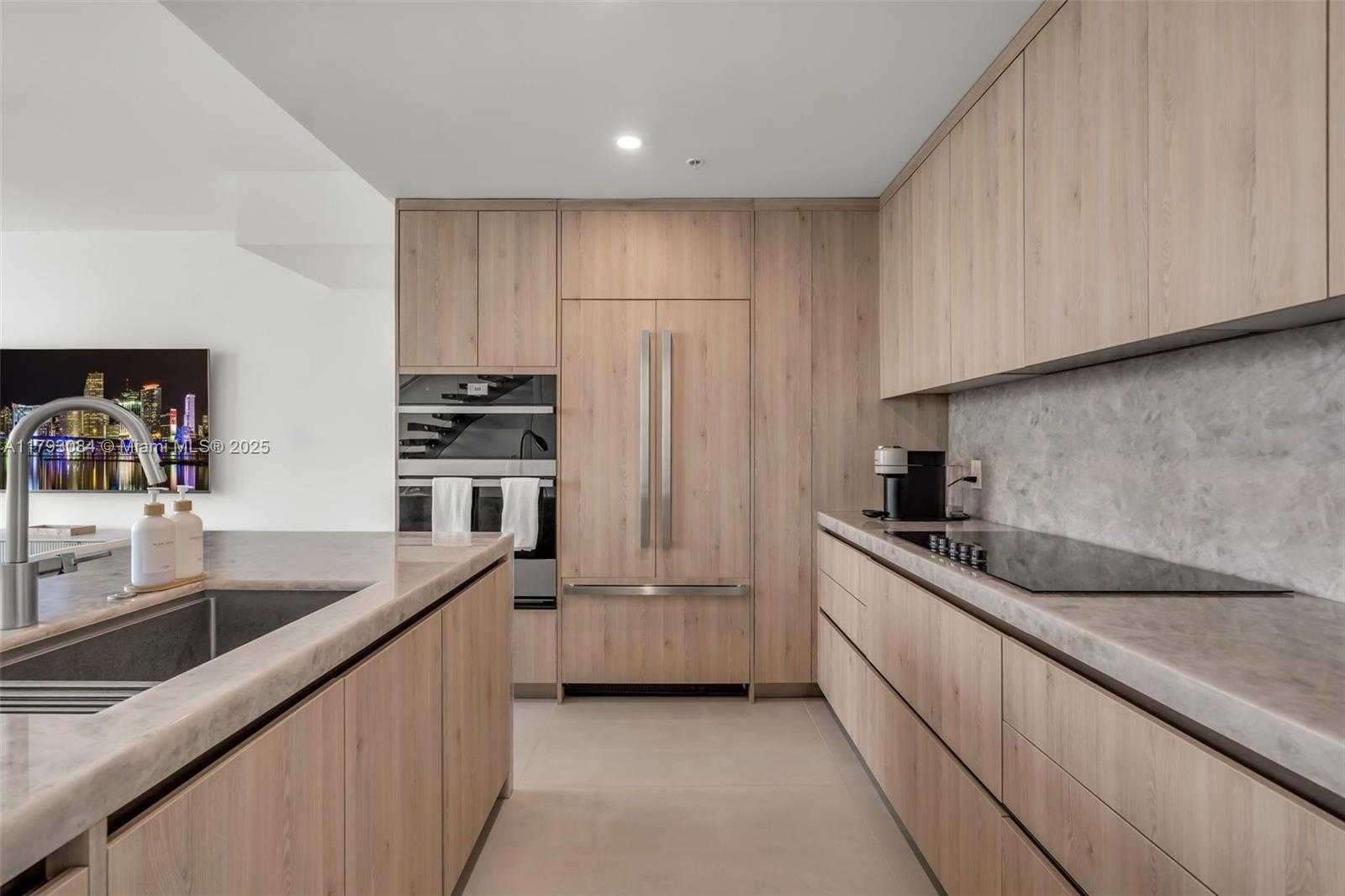 Small Image of 92 SOUTH WEST 3RD ST #5204, Miami Number 9