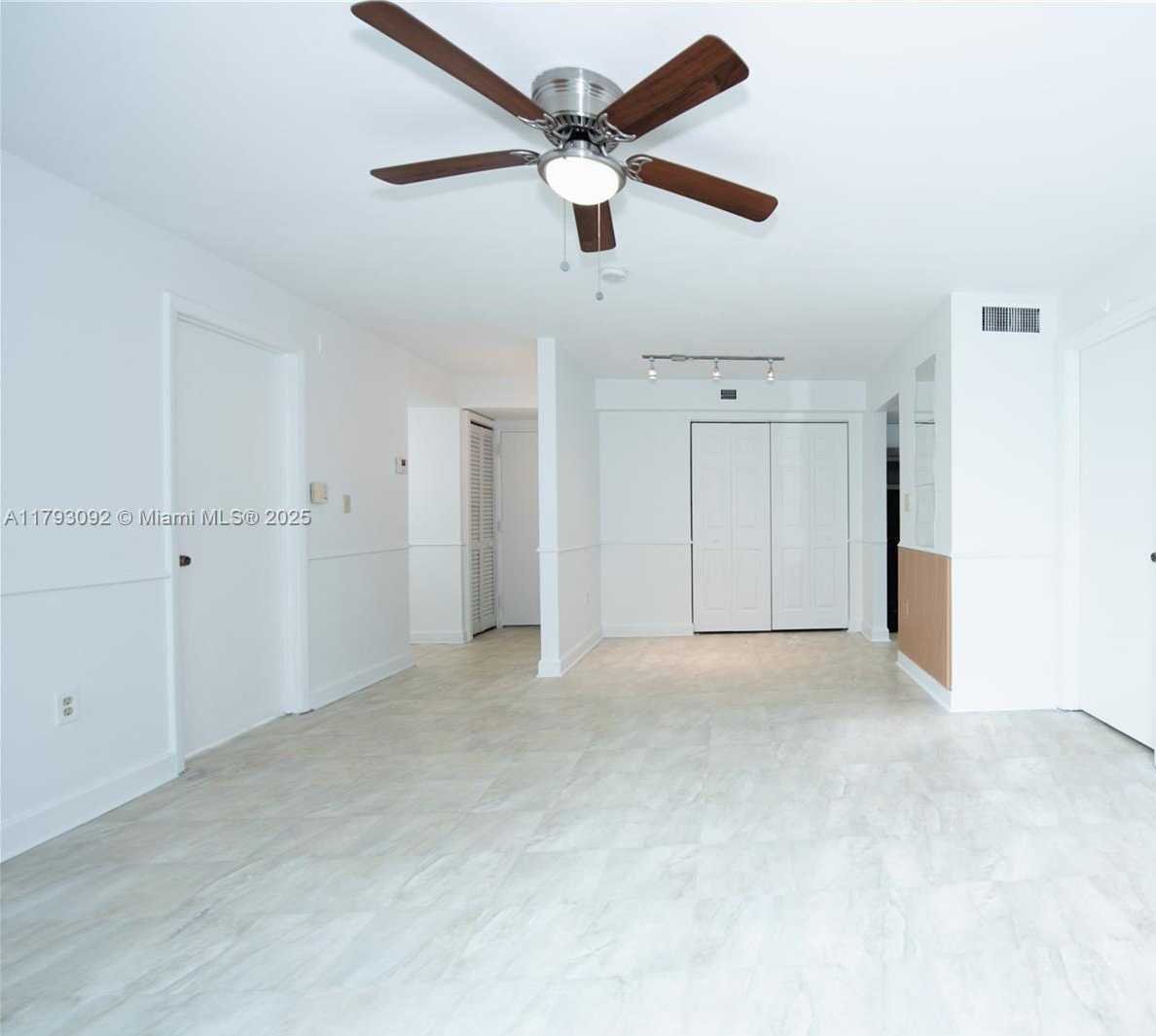 Small Image of 1720 NORTH WEST N RIVER DR #607, Miami Number 11