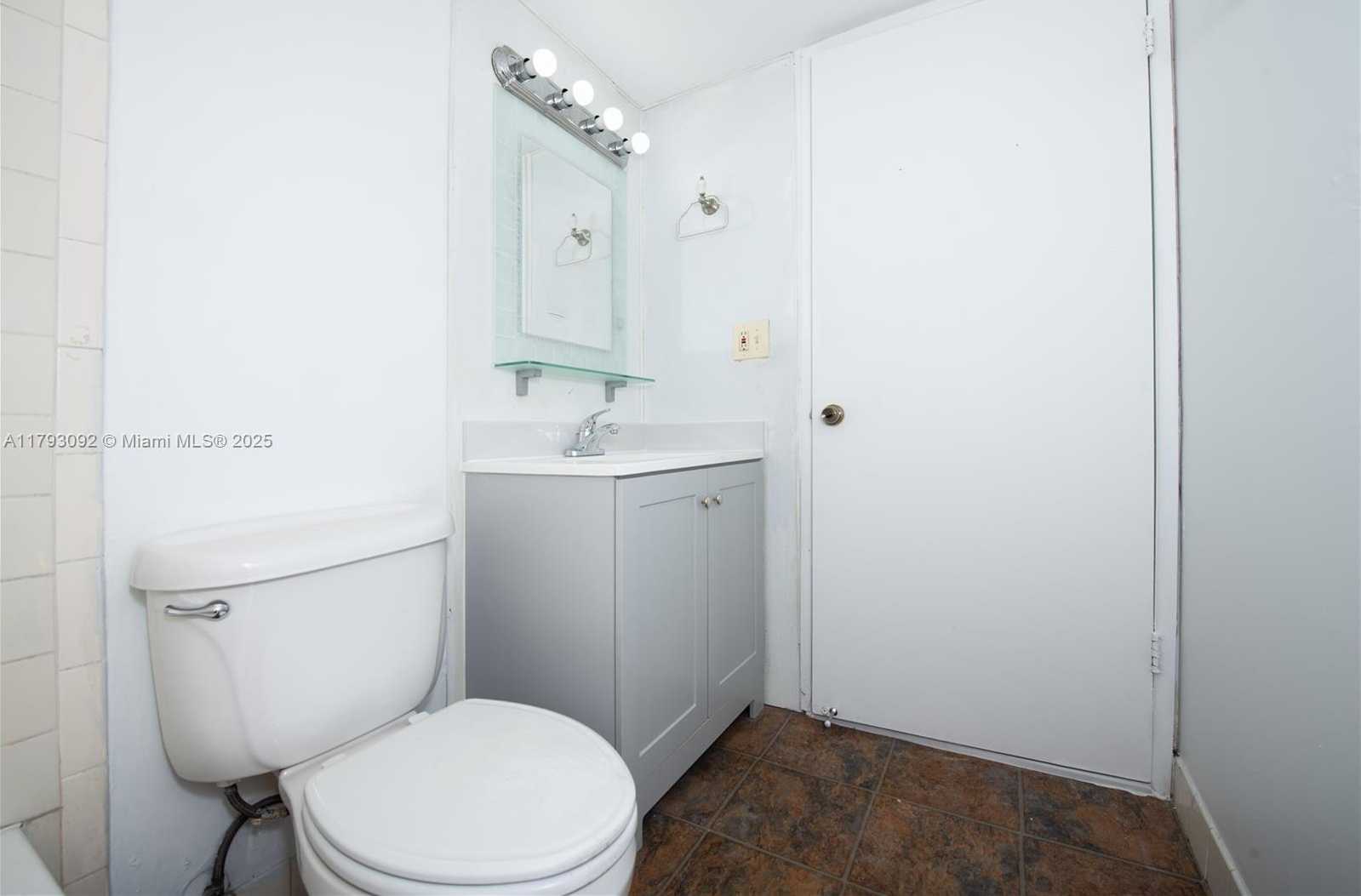 Small Image of 1720 NORTH WEST N RIVER DR #607, Miami Number 28