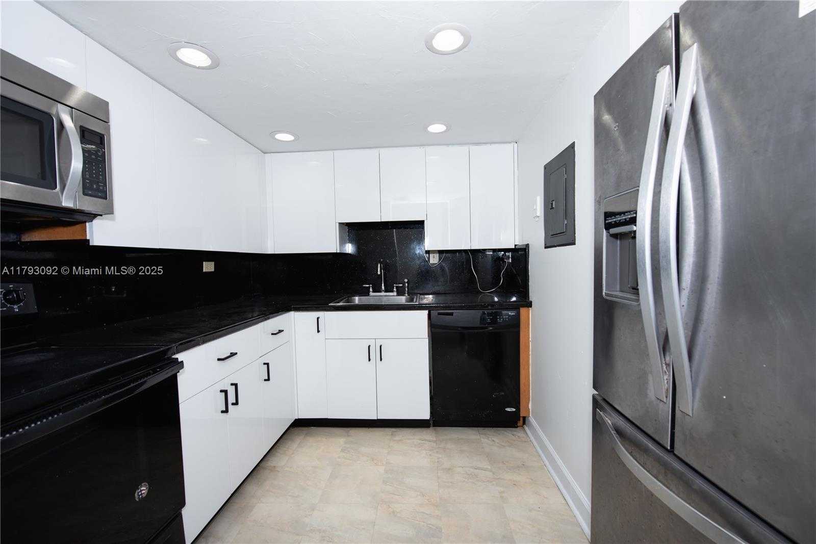 Small Image of 1720 NORTH WEST N RIVER DR #607, Miami Number 32