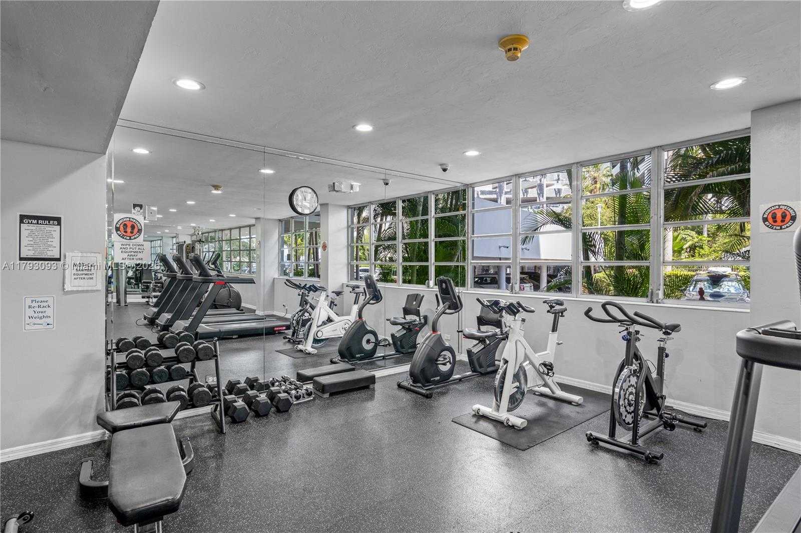 Small Image of 1408 BRICKELL BAY DR #704, Miami Number 26
