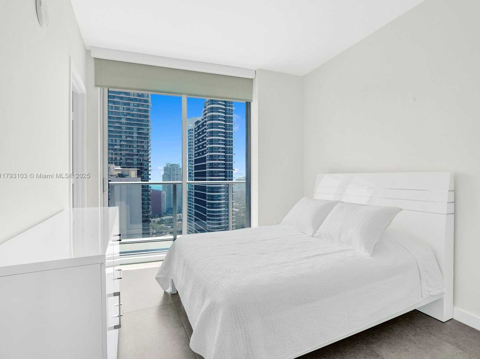 Small Image of 1100 SOUTH MIAMI AVE #3704, Miami Number 9