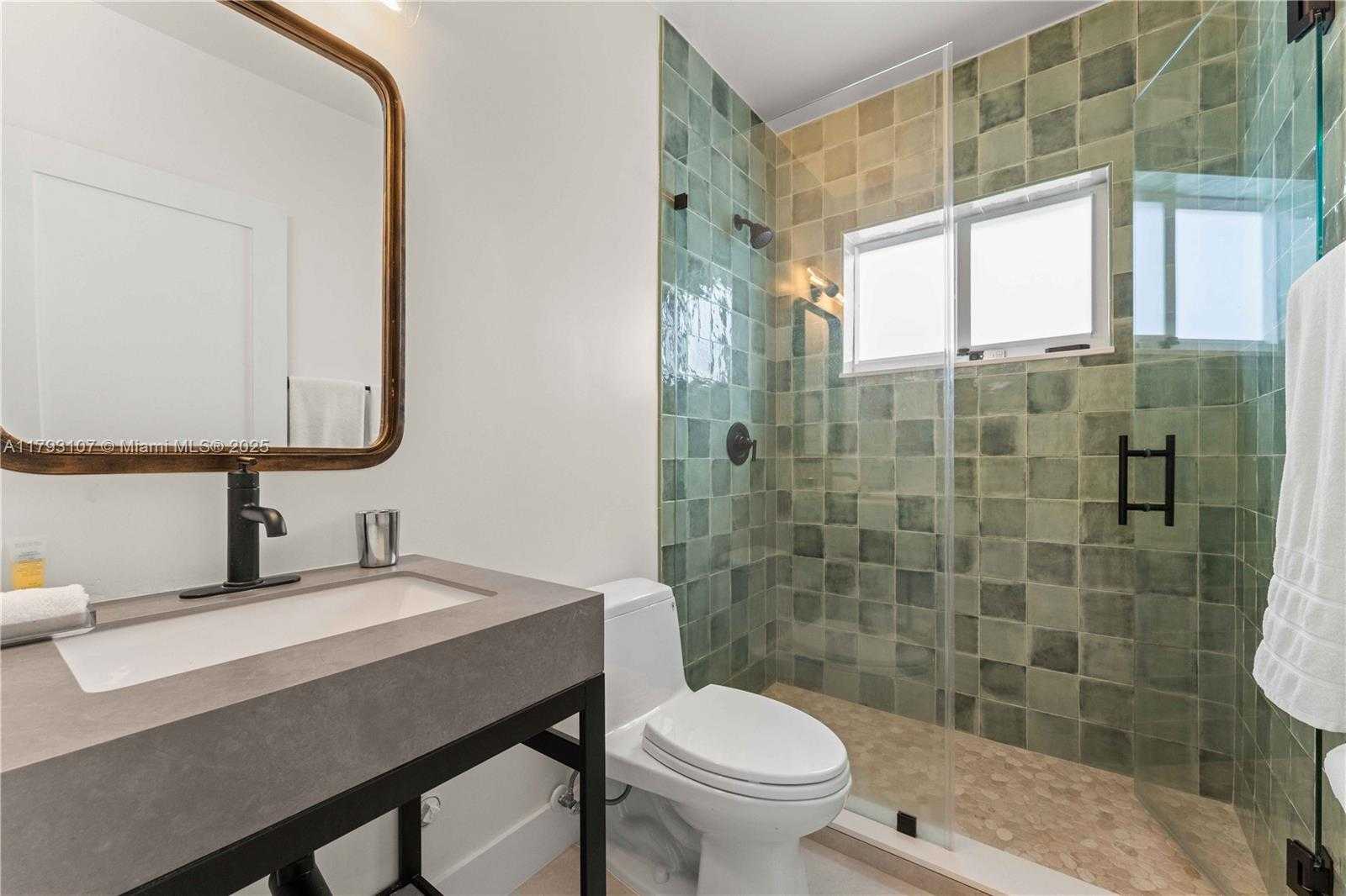 Small Image of 38 NORTH EAST 50TH ST, Miami Number 26