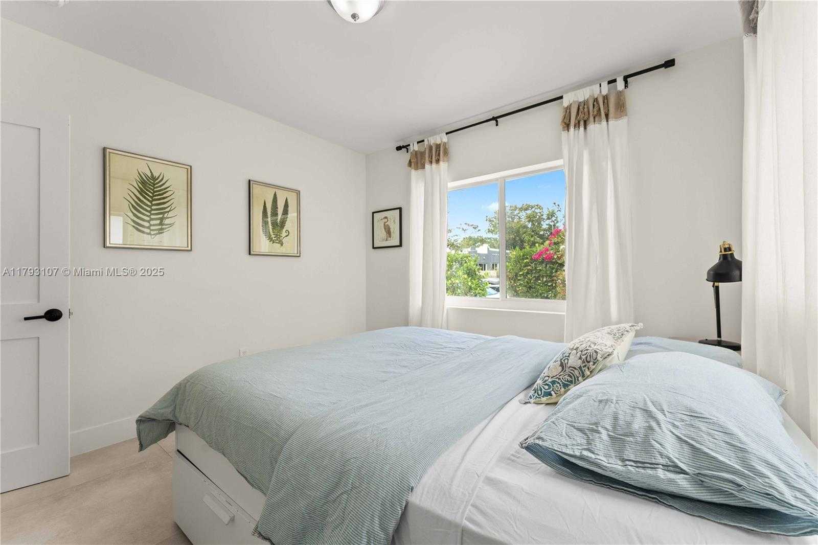 Small Image of 38 NORTH EAST 50TH ST, Miami Number 28