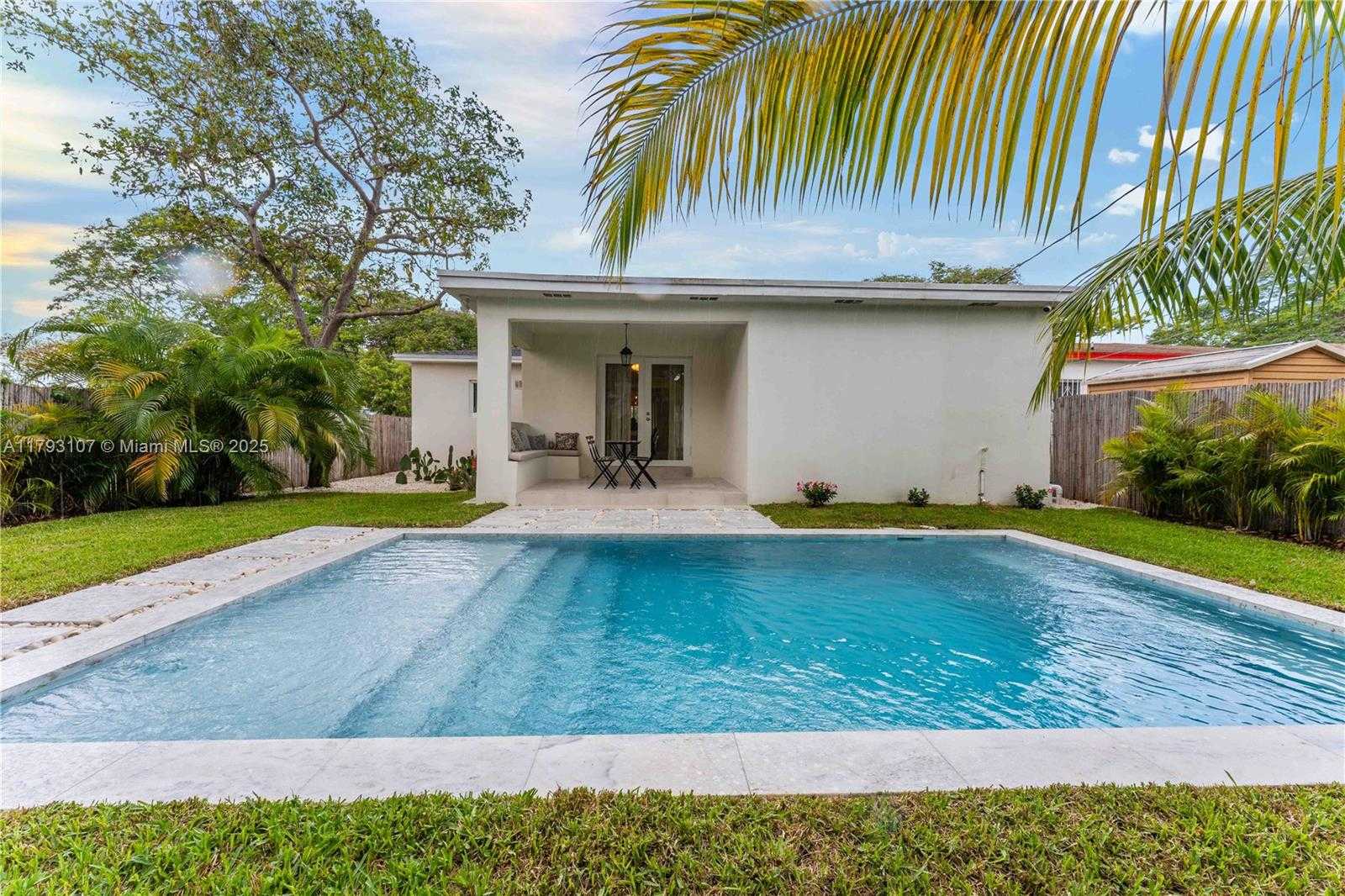 Small Image of 38 NORTH EAST 50TH ST, Miami Number 33