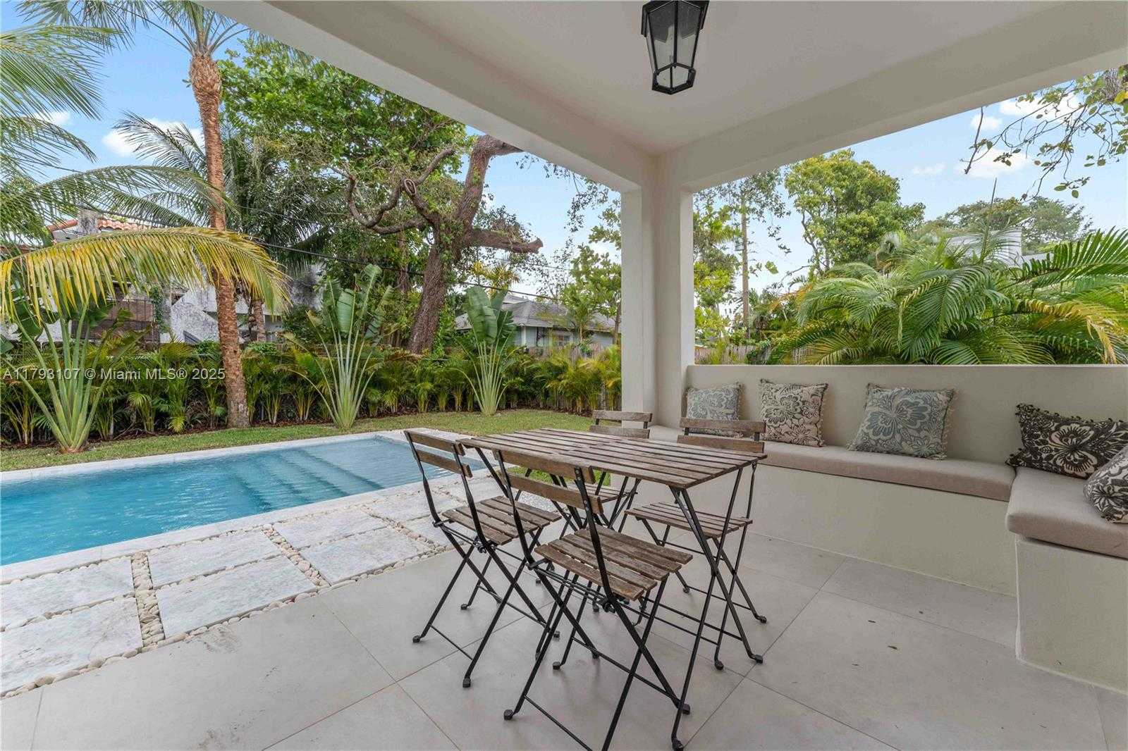 Small Image of 38 NORTH EAST 50TH ST, Miami Number 5
