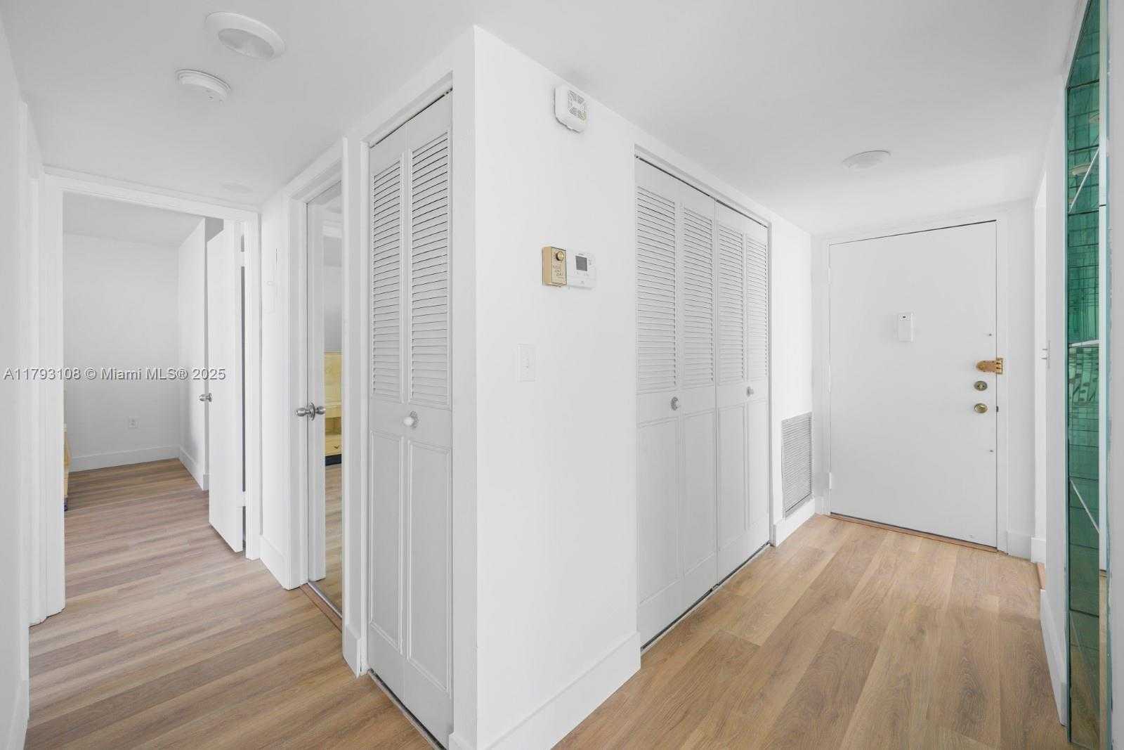 Small Image of 1300 NORTH EAST MIAMI GARDENS DR #621E, Miami Number 17